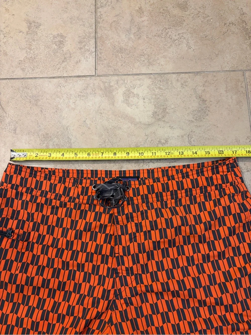Patagonia Wavefarer Board Shorts Mens 34 Orange Charcoal Geometric Swim Surf